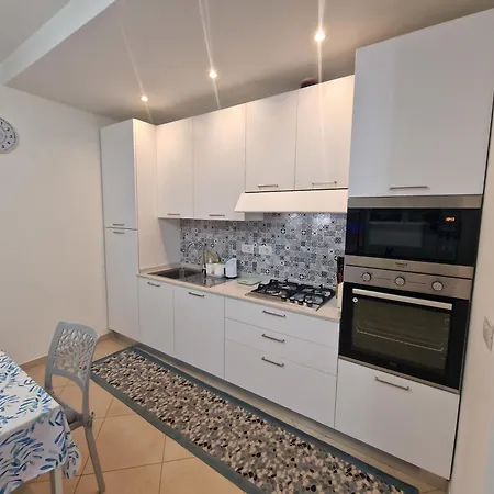 Parigi Via Verga, 6posti Letto Rifa747 Apartman San Benedetto del Tronto
