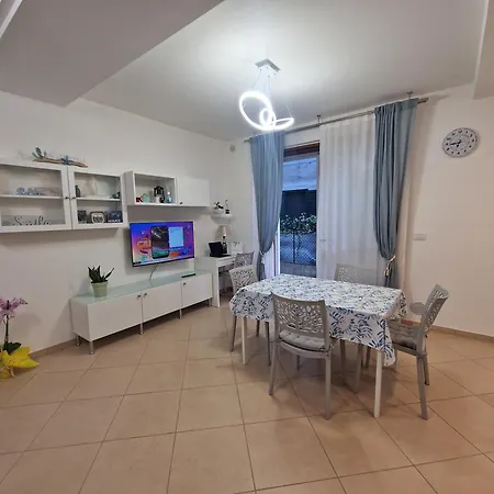 Apartman Parigi Via Verga, 6posti Letto Rifa747 *