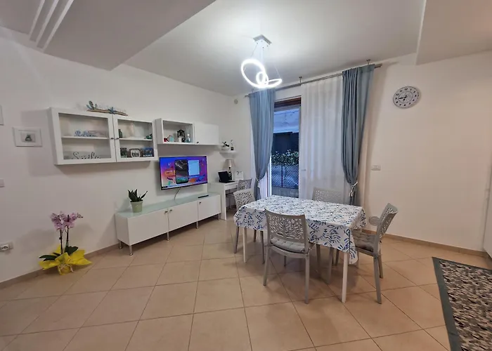 Apartment Parigi Via Verga, 6posti Letto Rifa747